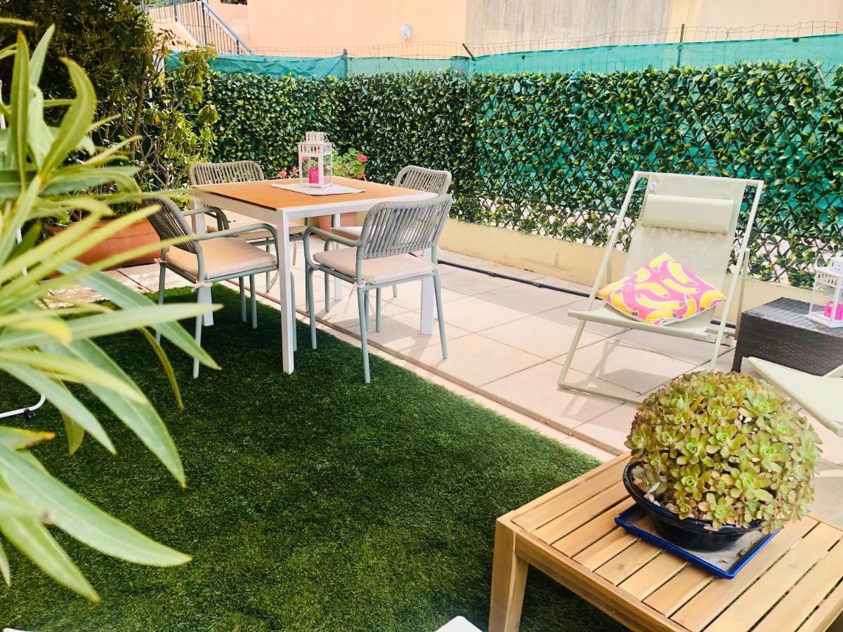 Mon Appart Avec Terrasse Et Piscine โรกบรูน-กัป-มาร์แต็ง ภายนอก รูปภาพ